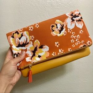 Reversible clutch purse